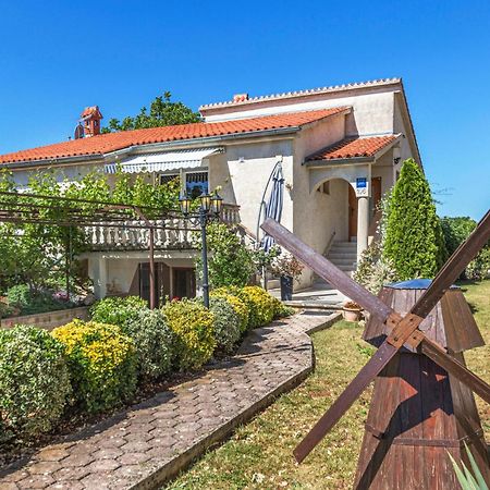 Awesome Studio In Pula With Wifi Exterior foto